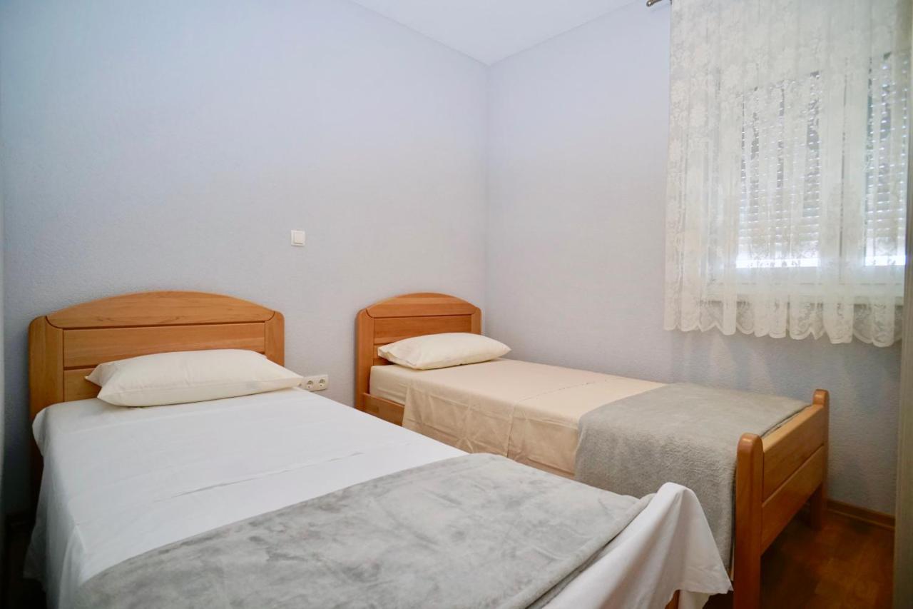 Trogir-Luxury Villa Sapphirus Seget Vranjica Buitenkant foto
